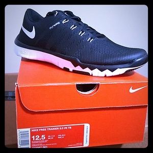 Nike Free Trainer 5.0 v6